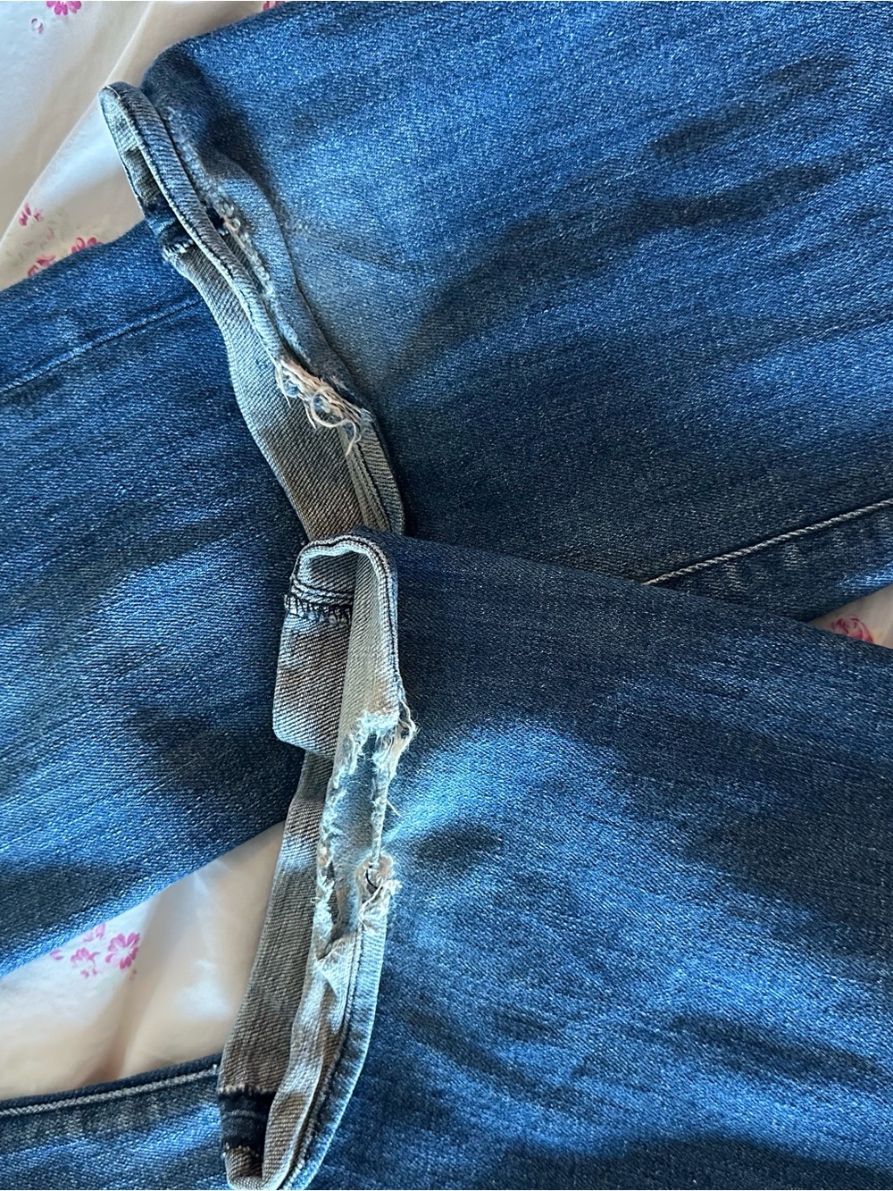 Low Rise Y2K Jeans - Picture 6 of 7